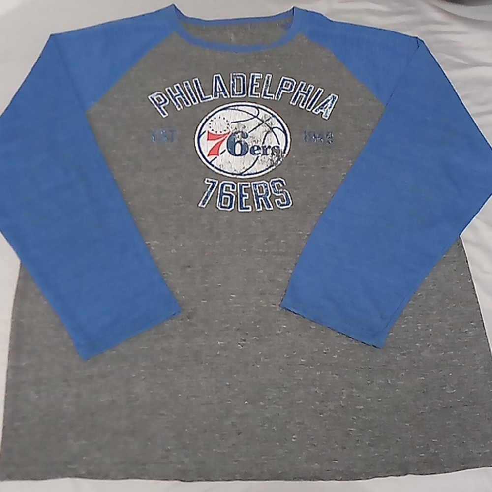NBA..Tee Shirt..Sz.2XL..Gray&Blue